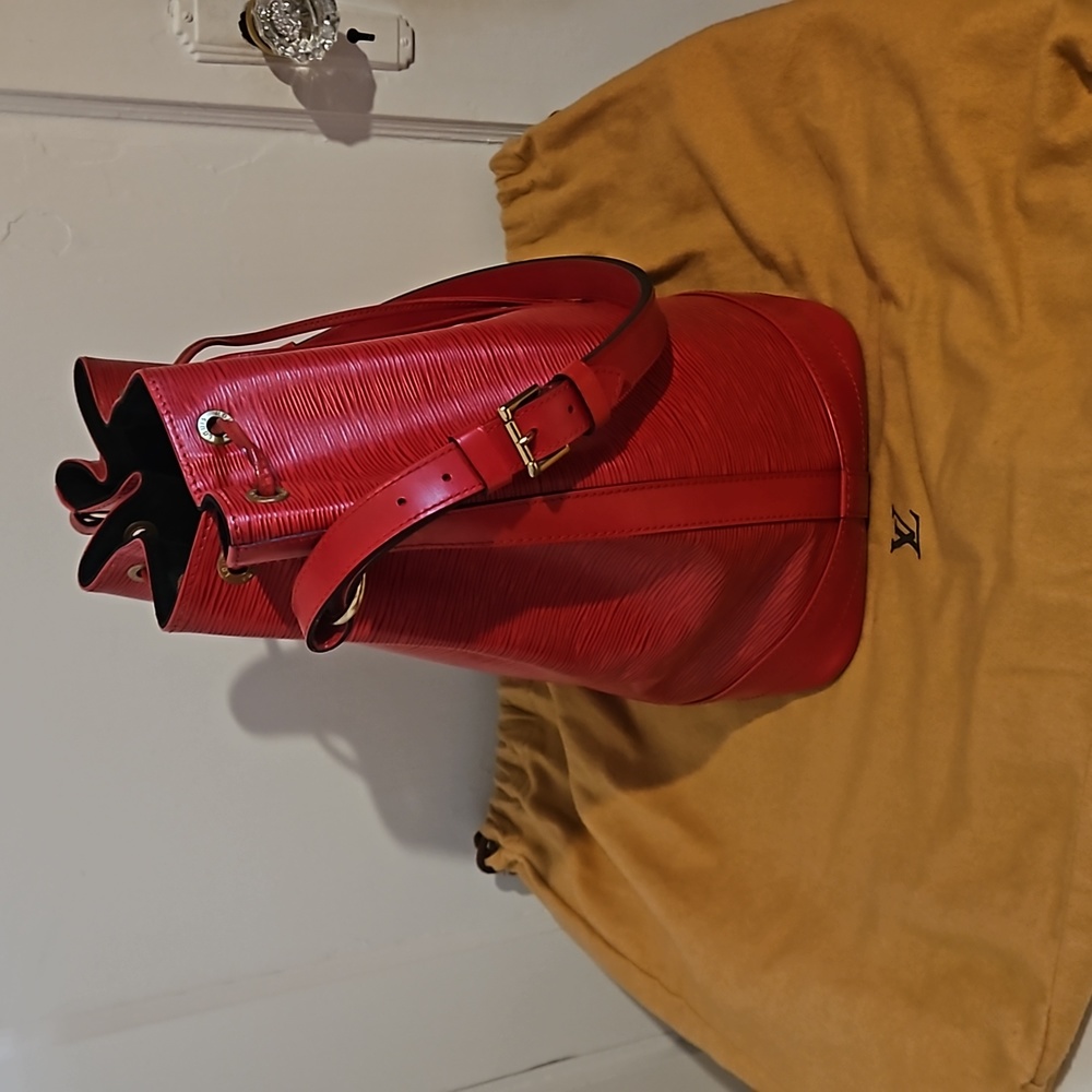 Vintage Louis Vuitton Noe GM in Red Epi Leather with wool dust bag - Picture 6 of 14